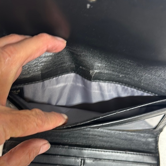 Coach Black and Tan Signature Zip Wallet - Picture 5 of 12